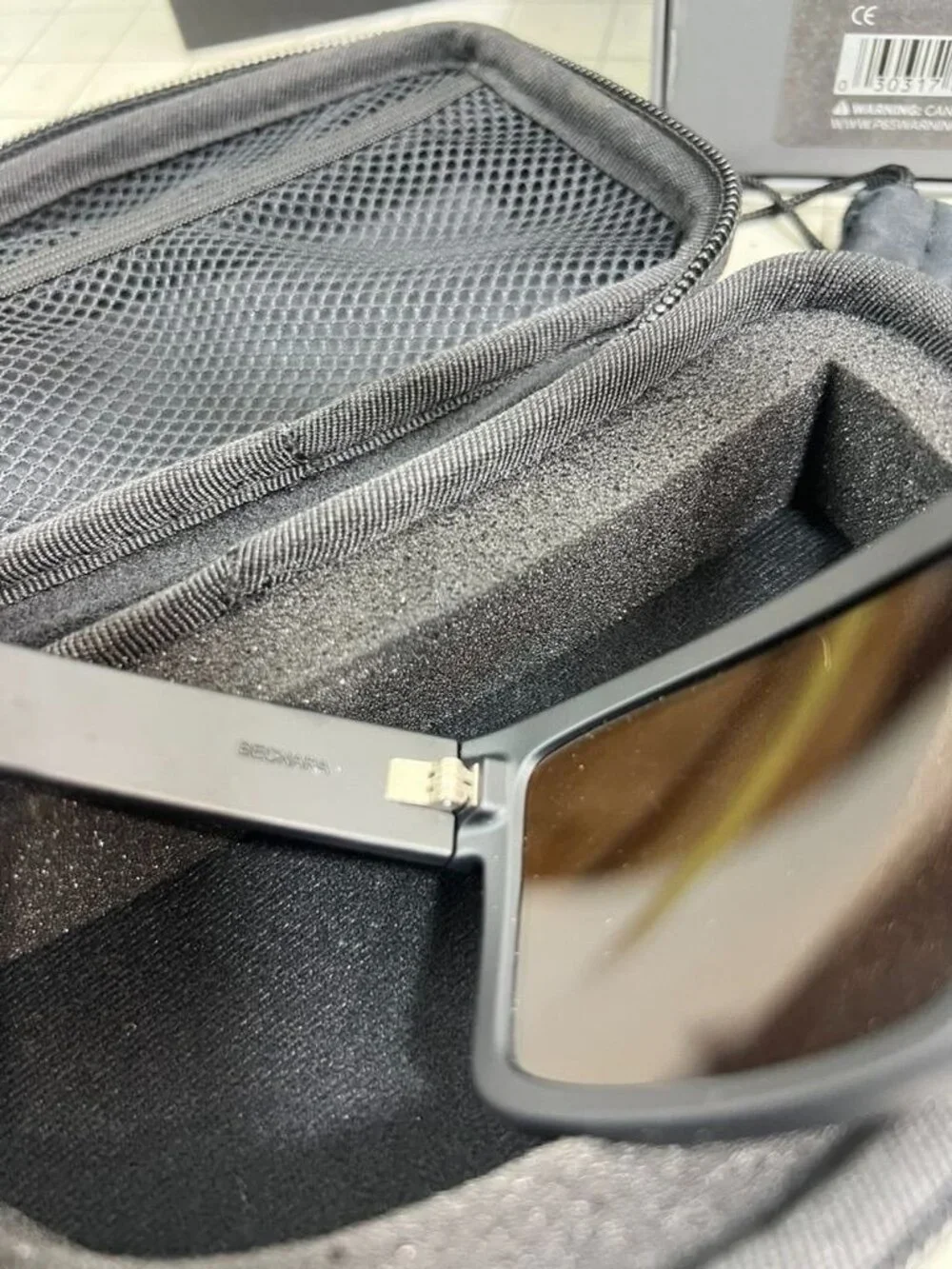 Leupold Becnara Matte Black Sunglasses w/Bronze Mirror Polarized Lens & Case New